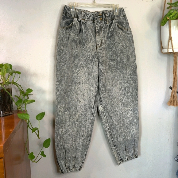 Vintage Acid Wash Relaxed Black Jeans - Picture 1 of 6